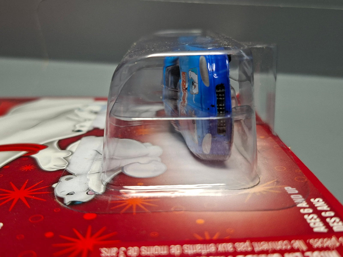 Johnny Lightning 2004 Coca-Cola 1997 Chevy camaro racer    (NG17)