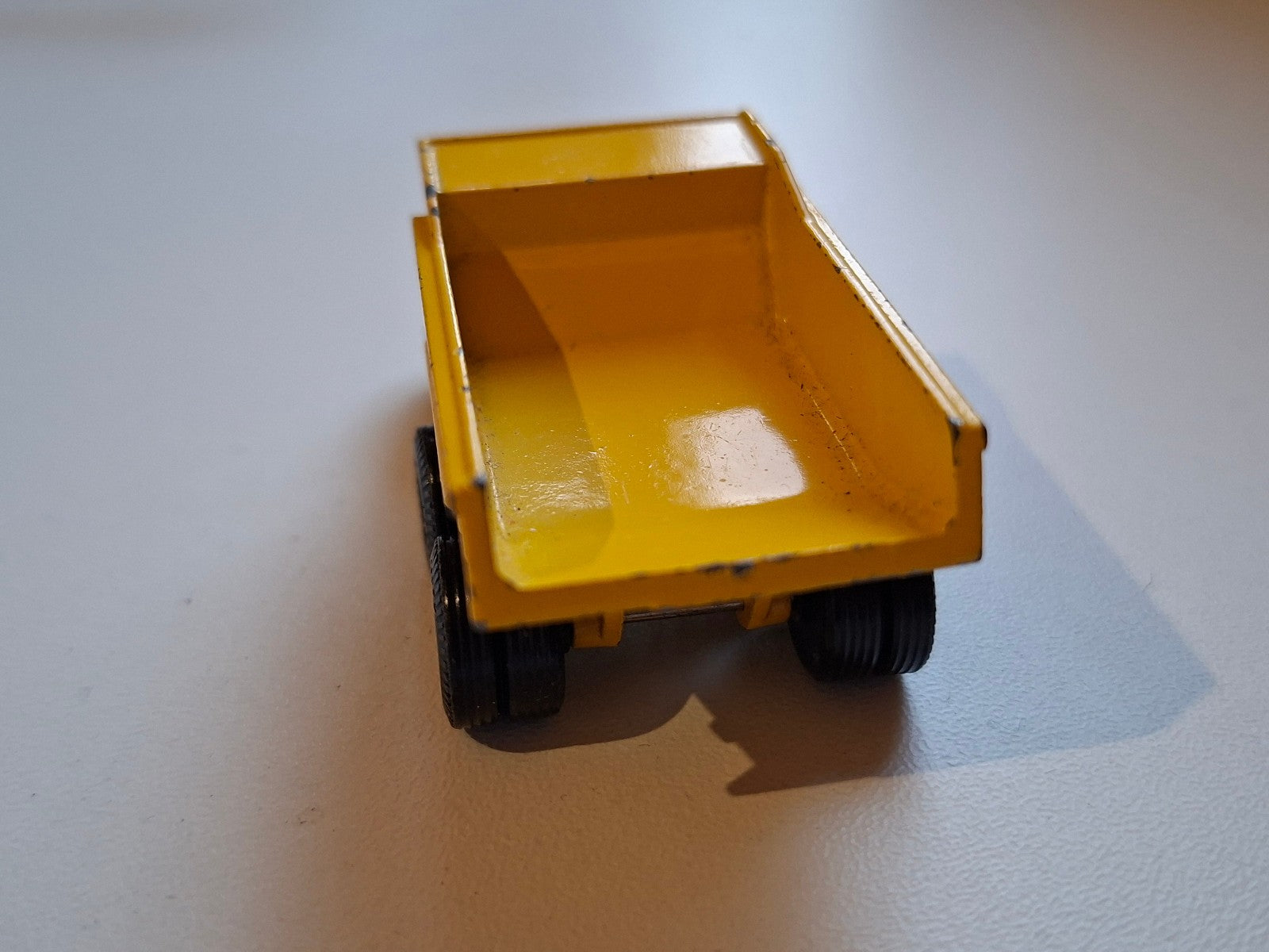 Matchbox Made in england  Euclid quarry dump truck   (A07)