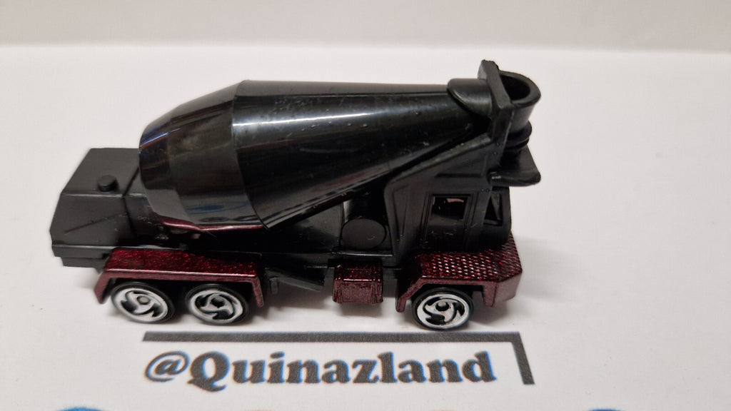 Hot Wheels Oshkosh cement mixer 1999-1011  (A21)