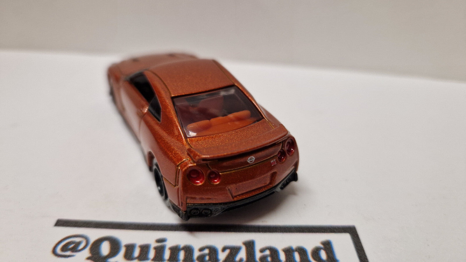 Tomica 2016 regular Nissan GT-R 1/62 (CP05)