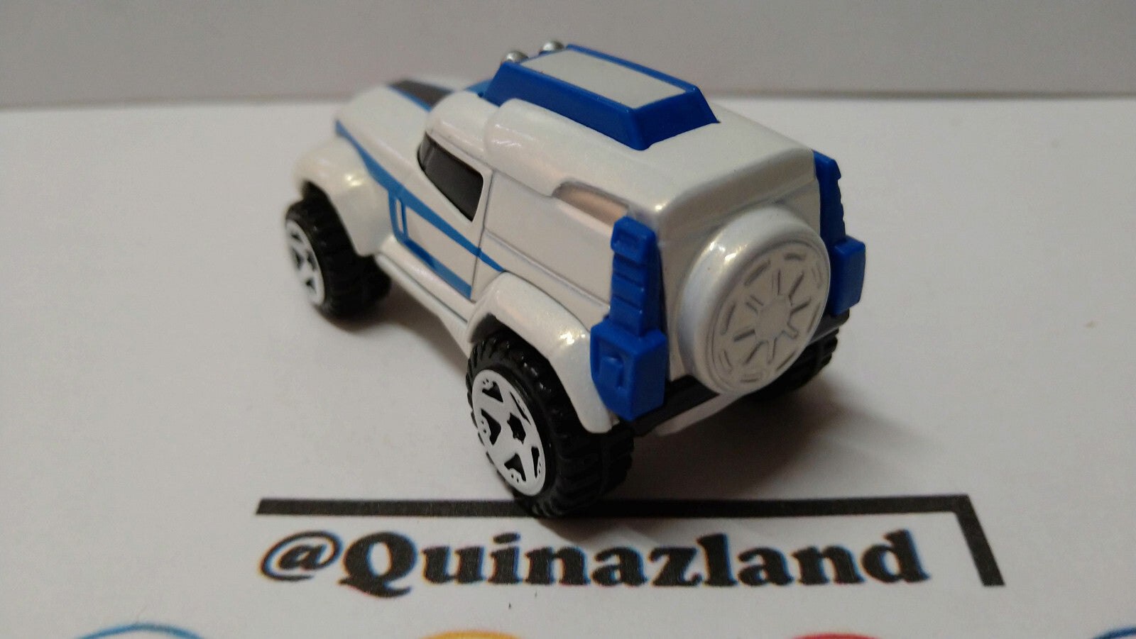 Hot Wheels 2015 star wars  501st clone trooper    (A14)