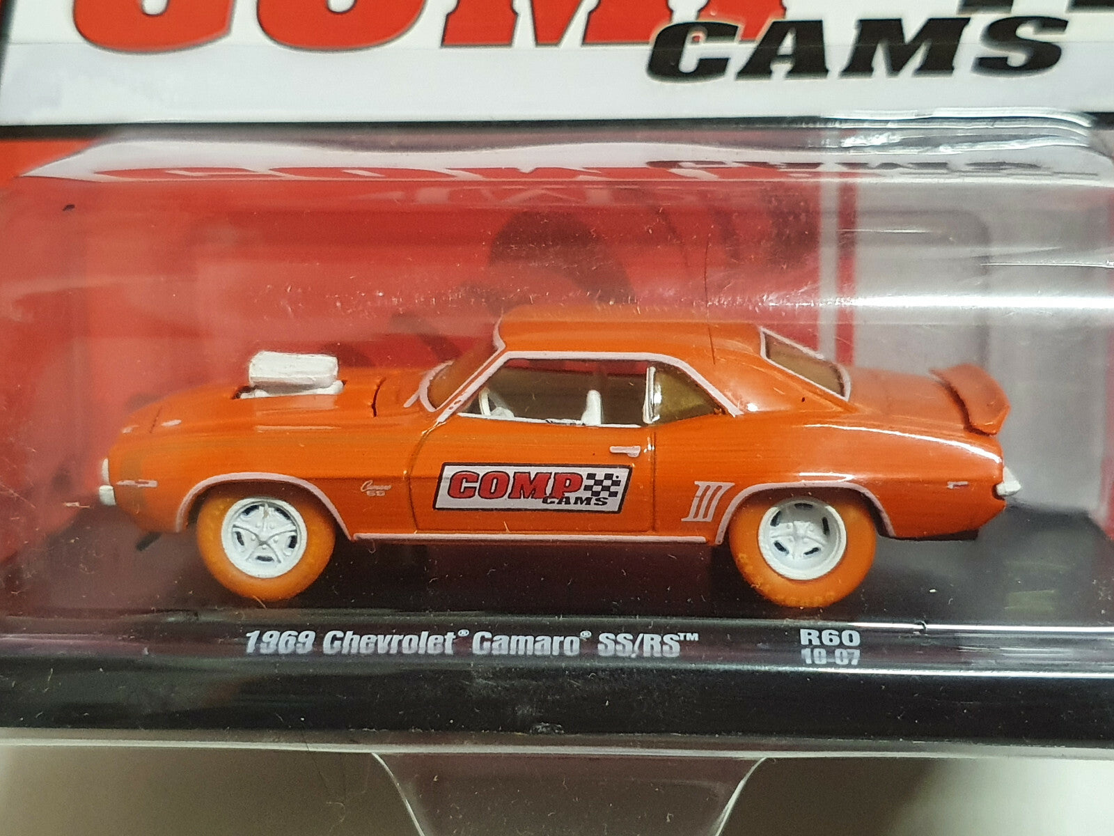 M2 Machines Chase Auto Drivers Comp Cams 1969 Chevrolet Camaro SS/RS (NG17)