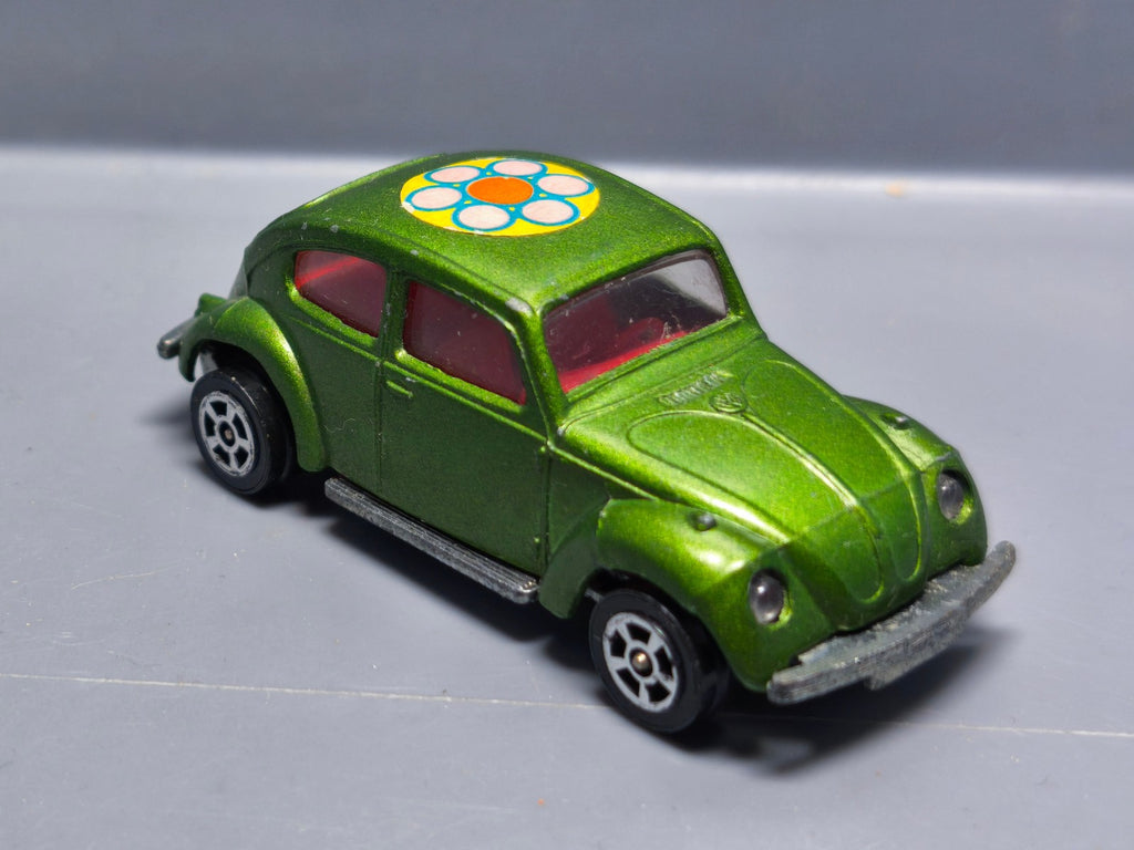 Corgi juniors Wizzwheels  Volkswagen 1300 version verte foncée   (A05)