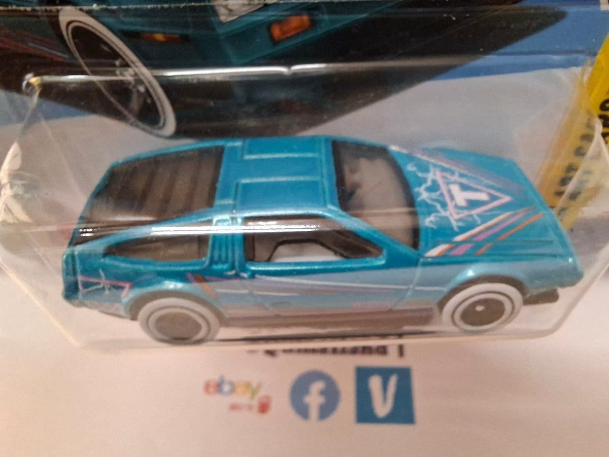 Hot Wheels DMC DeLorean  2025-036 (NP05)