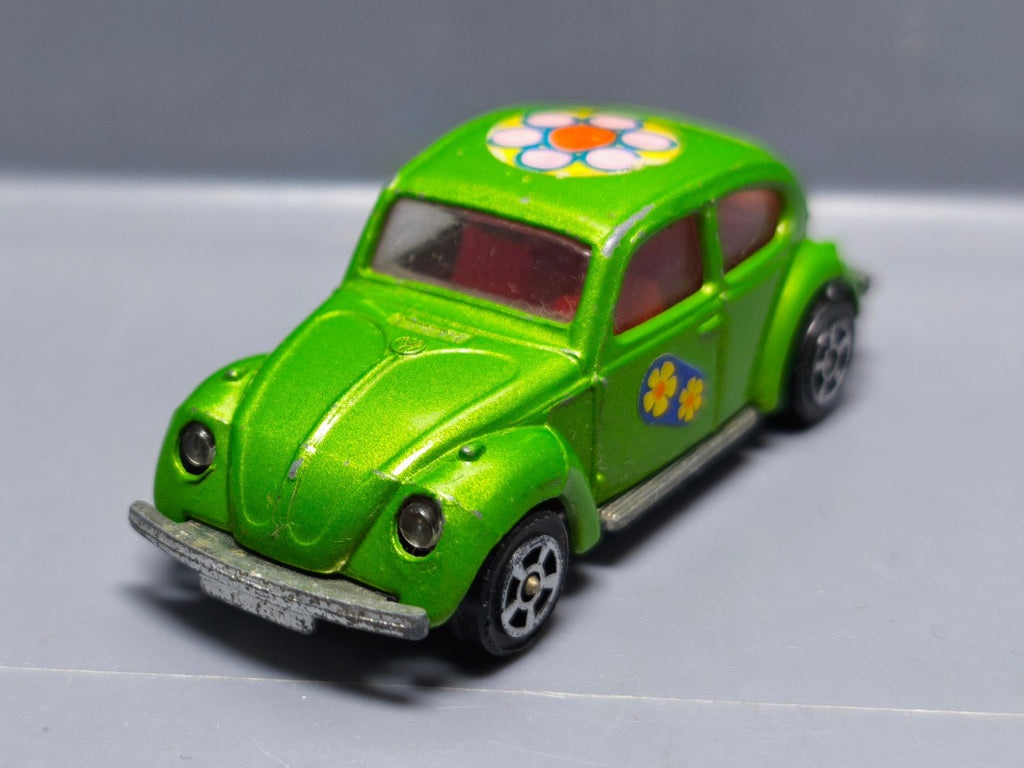 Corgi juniors Wizzwheels  Volkswagen 1300 version verte claire   (A08)