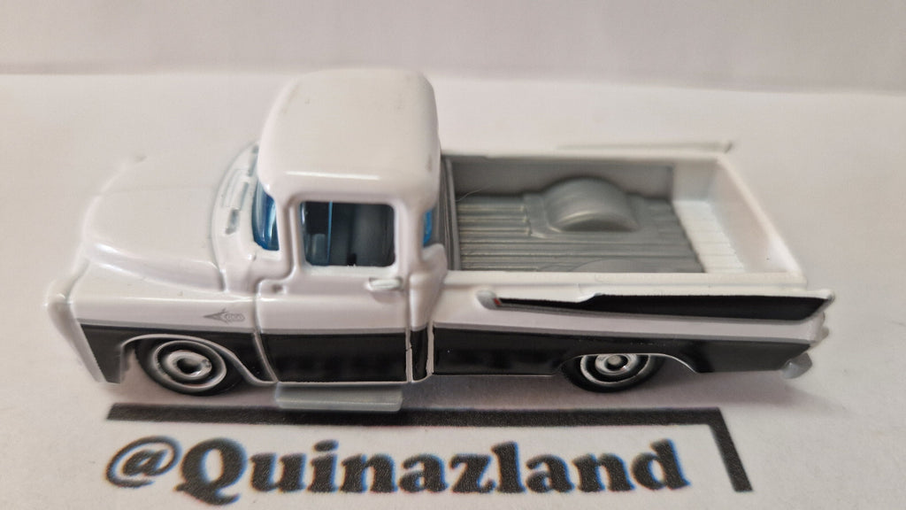 Matchbox  Dodge sweptside pickup  (A33)