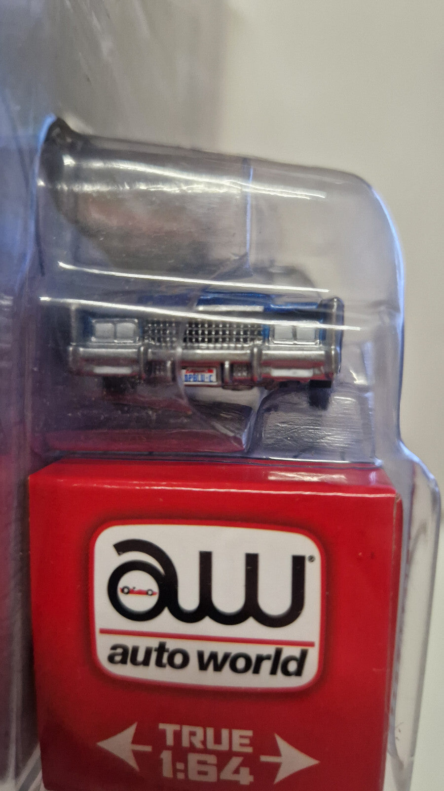 Auto World Lowriders 1975 Cadillac Eldorado 4800pcs (NG67)