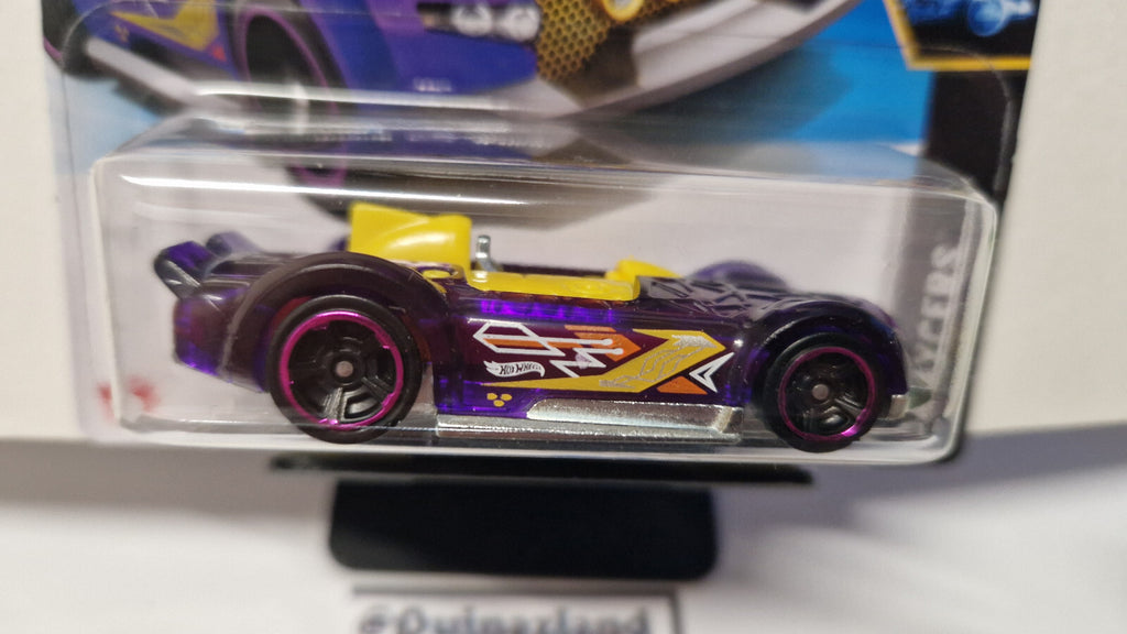 Hot Wheels Monteracer   2025-063 (NP47)