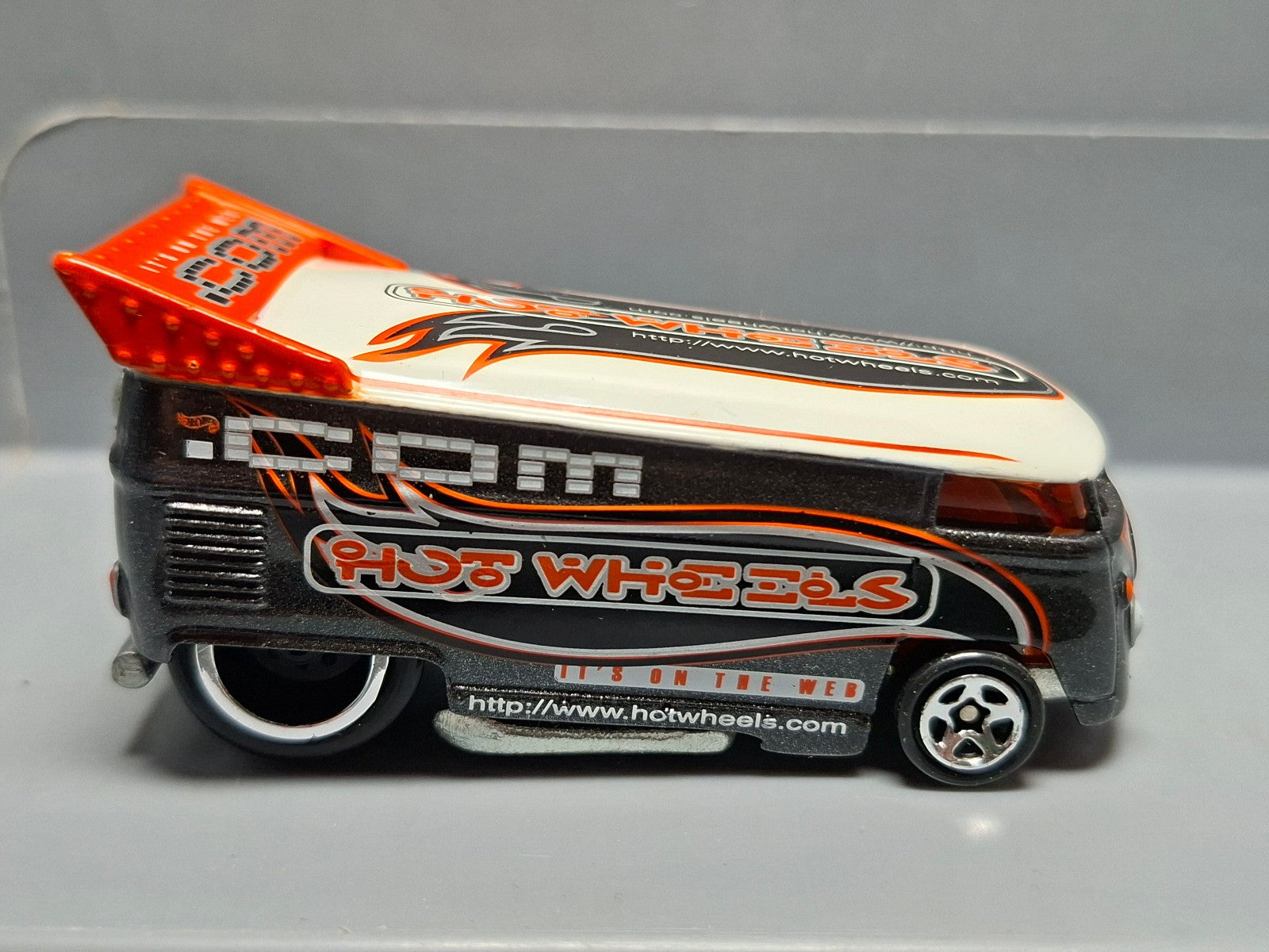 Hot Wheels Volkswagen Drag Bus 1999 Mattel Web Page Exclusive 1999 noire (NP11)
