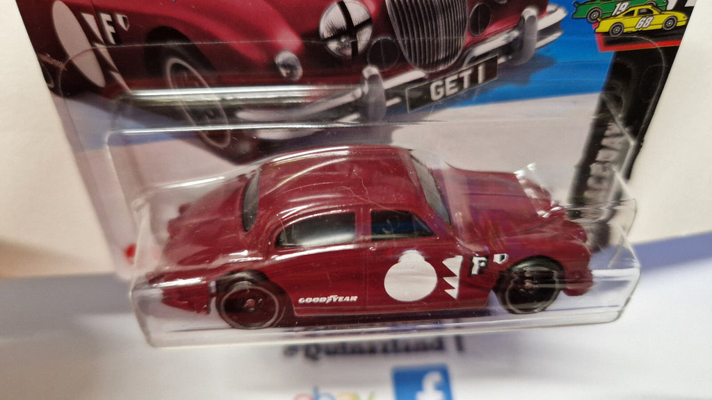 Hot Wheels Jaguar MK1  2025-075 (NP38)