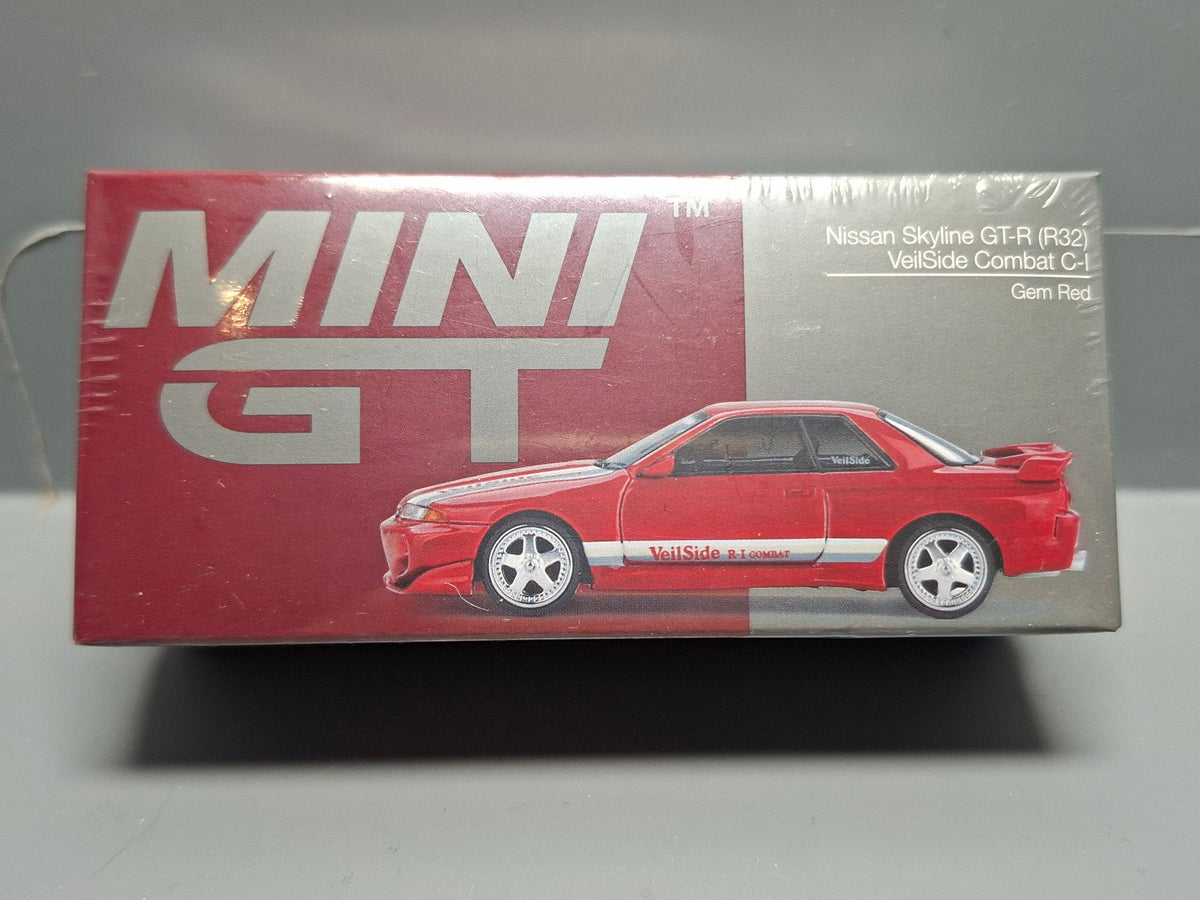 Mini GT Nissan Skyline GT-R (R32) VeilSide Combat C-I Gem Red N°987 (CP05)
