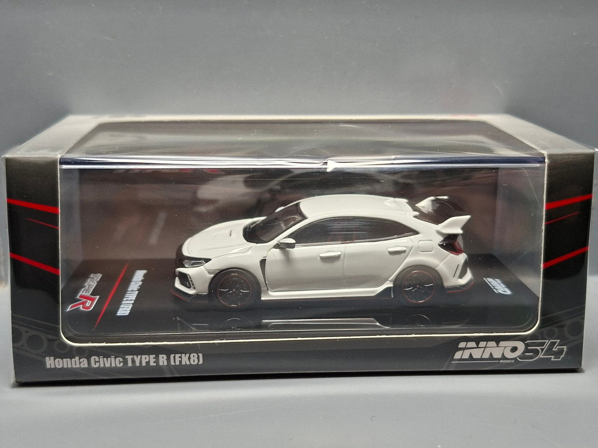 INNO64 Honda Civic Type-R (FK8), white (CP15)