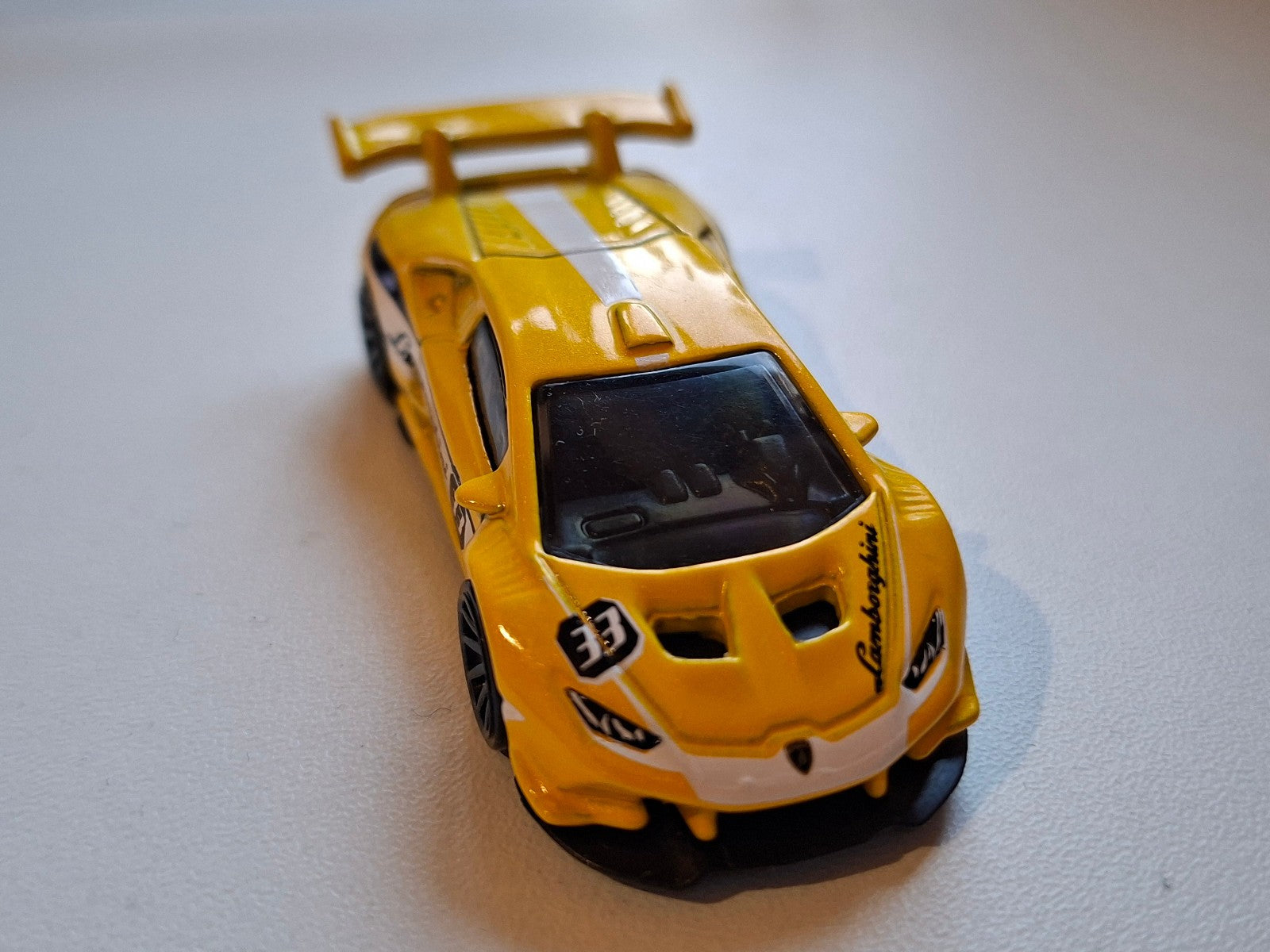 Hot Wheels Lamborghini huracan lp620-2 super trofeo version 10SP 2017 -107 (A09)
