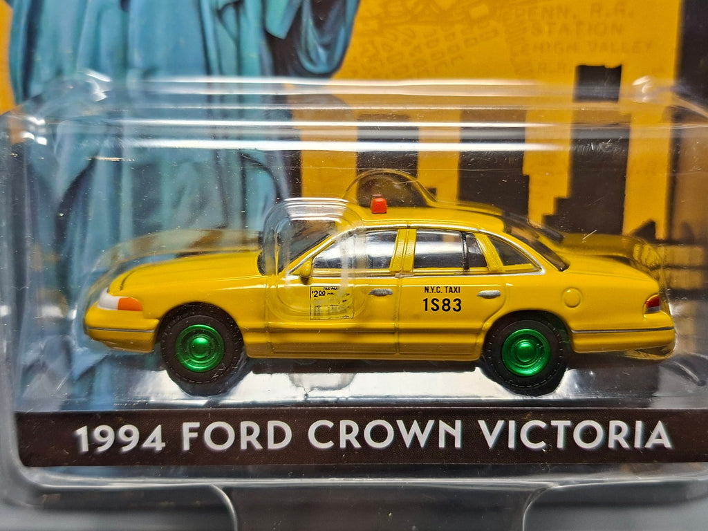 Greenlight Exclusive New York 1994 Ford Crown Victoria Chase Green   (NG60)