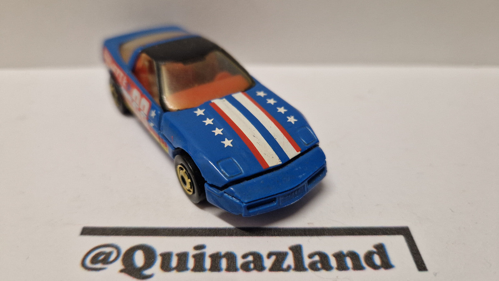 Hot wheels 1989 speed fleet Corvette stingray  version sac beige et tampo  (A11)