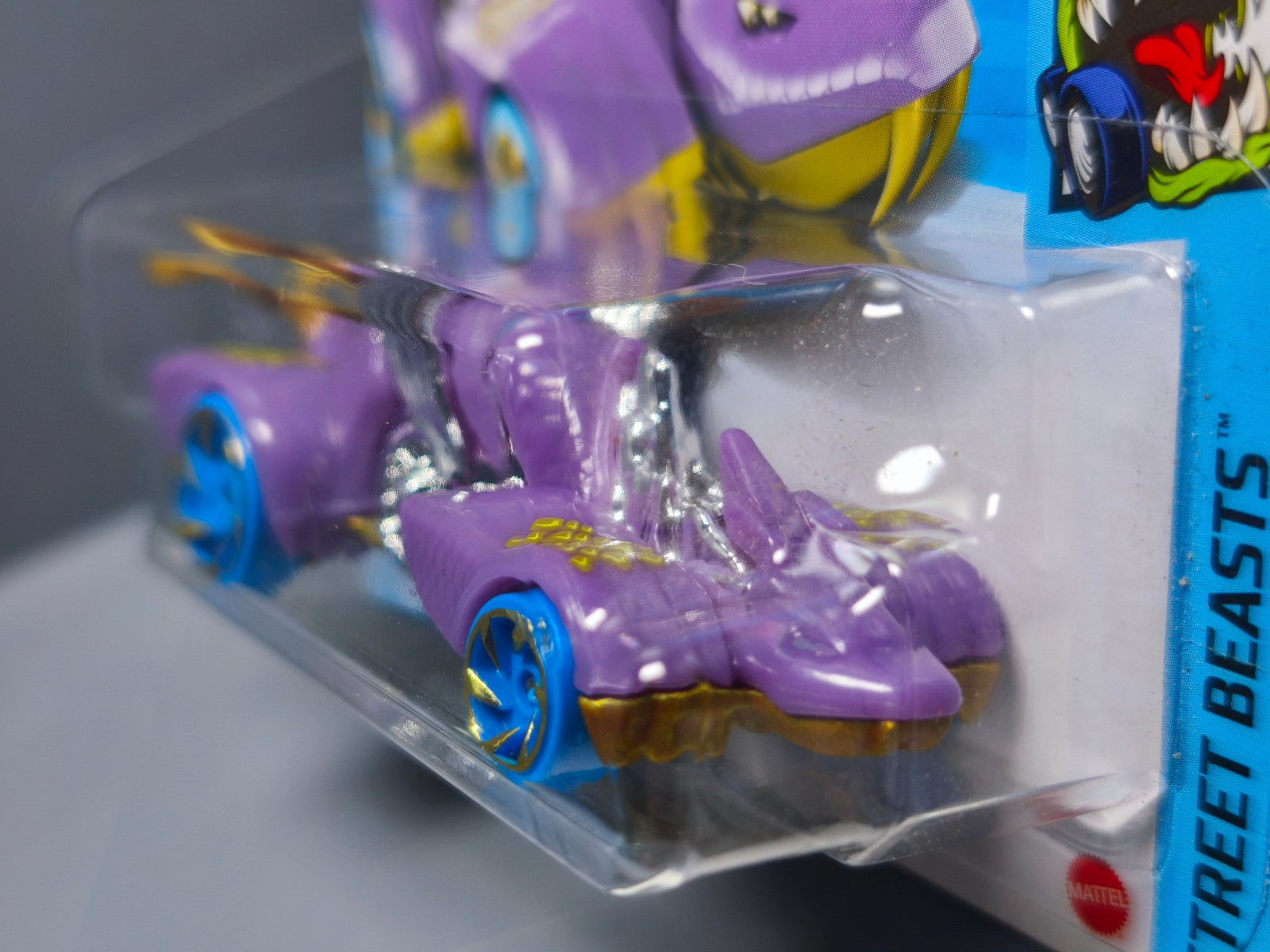 Hot Wheels Knight Draggin' 2020-178  (NP39)