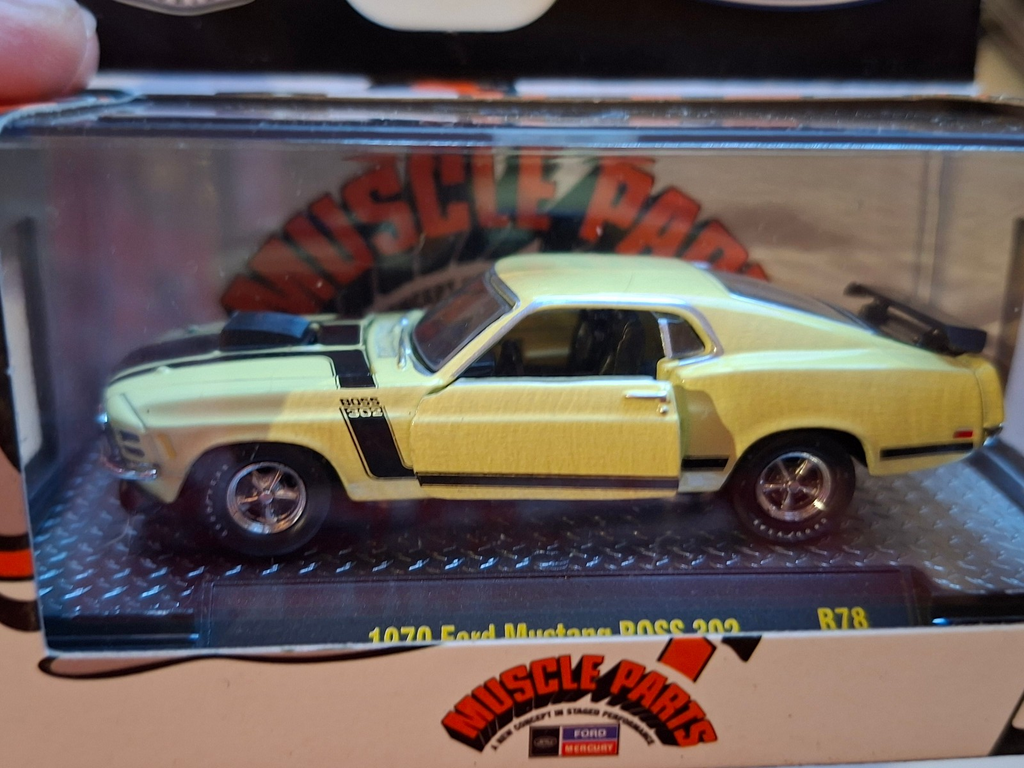 M2 Machines Detroit-Muscle Release 78 1970 Ford Mustang BOSS 302 (NP31)