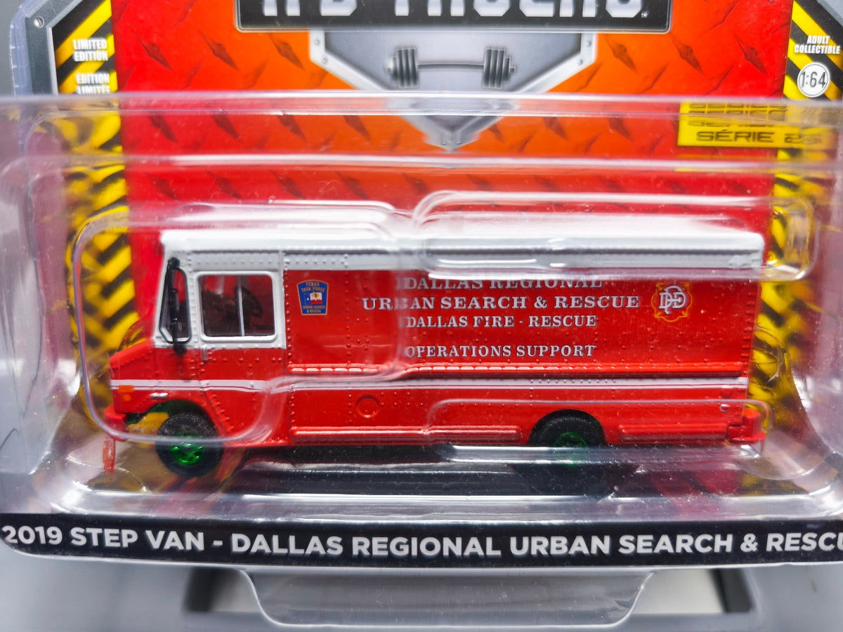 Greenlight H.D. Truck series 25 Chase 2019 step van Dallas (CT10)