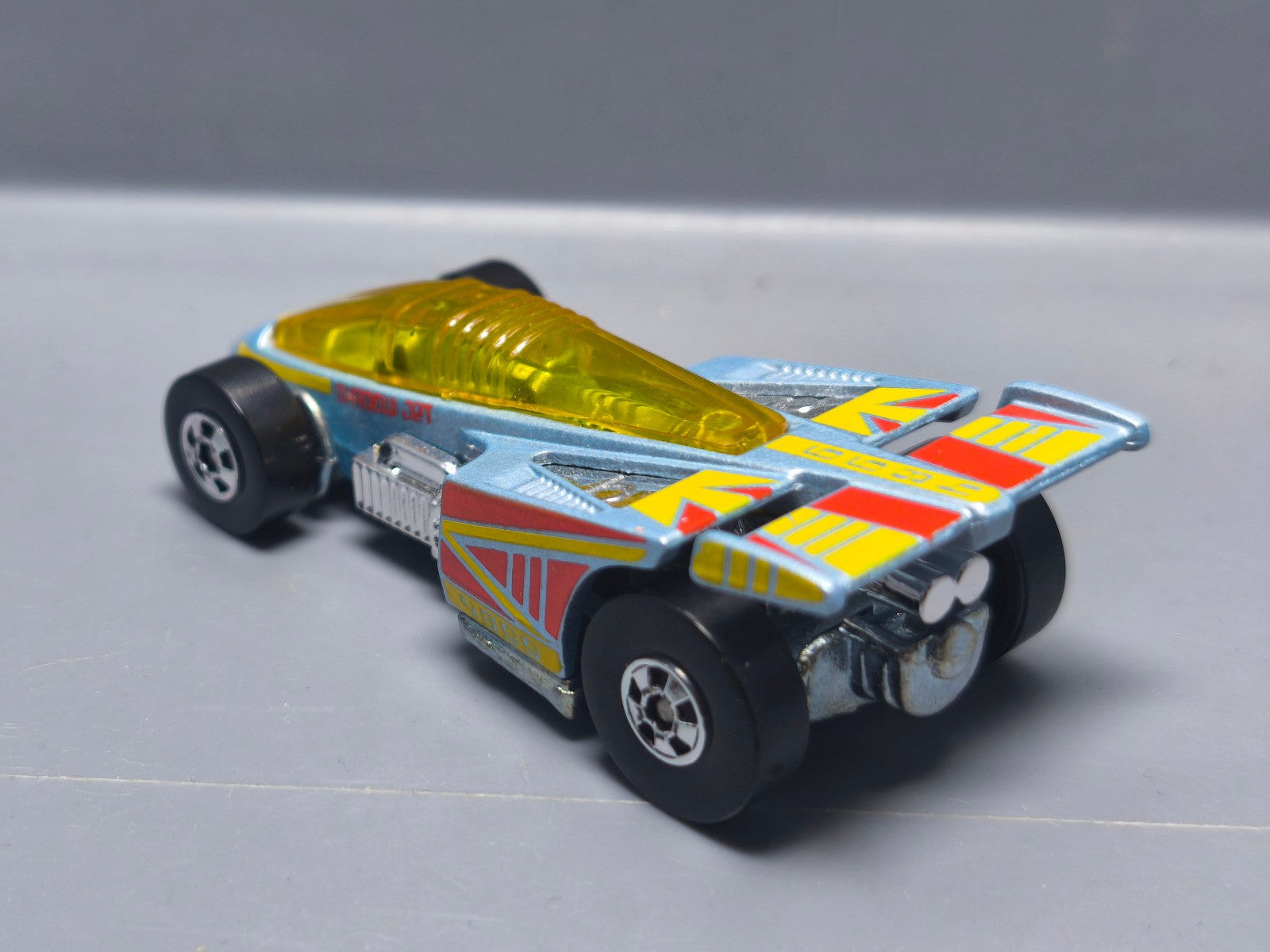 Hot Wheels Shadow jet 2011 Hot Ones (A15)
