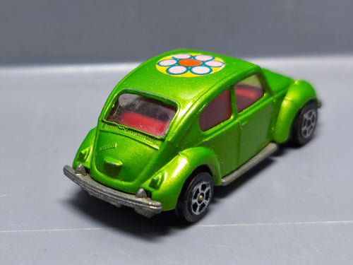 Corgi juniors Wizzwheels  Volkswagen 1300 version verte claire   (A08)