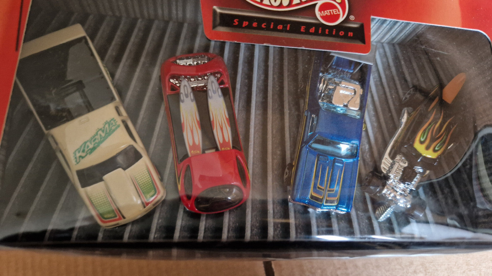 Hot Wheels 2000 hot haulers exclusive toys R us  Chevy deora II El Camino (C3)