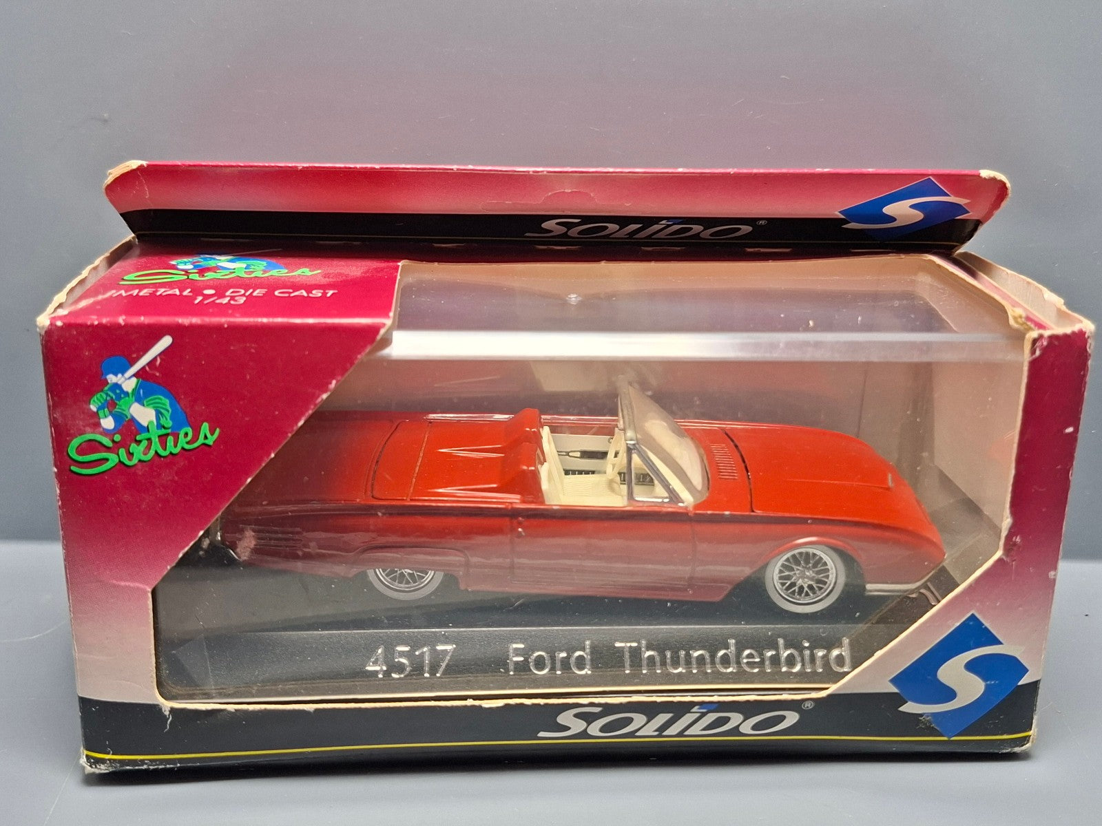 Solido Ford Thunderbird made in France 1/43 (NG09)