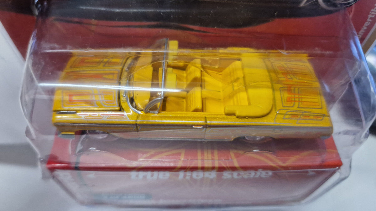 Auto World Custom Lowriders 1962 Chevy Impala SS Convertible  4800pcs (NG73)