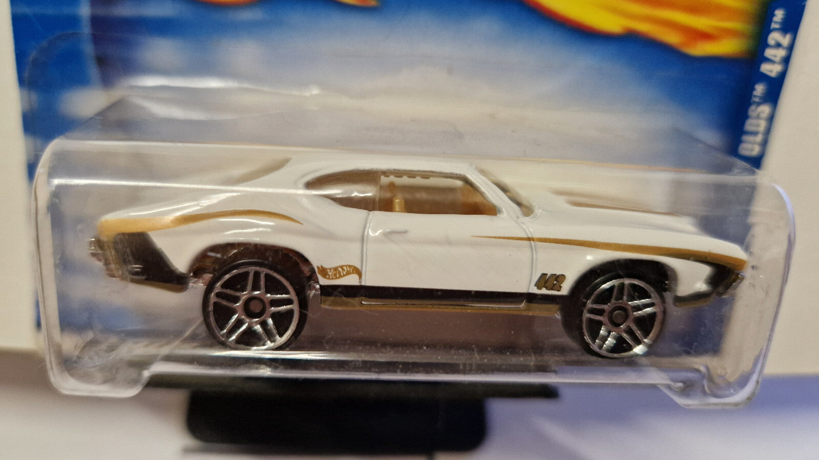 Hot Wheels Olds 442   2000-242 (NP19)