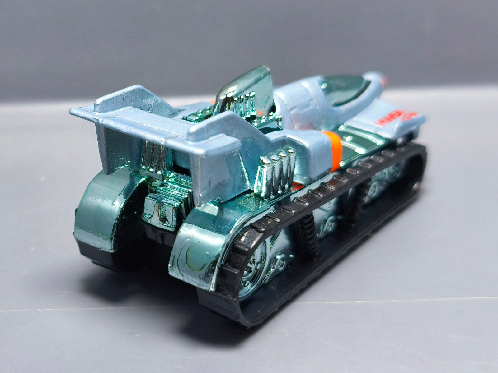 Hot Wheels Treadator 1996-391 (A37)