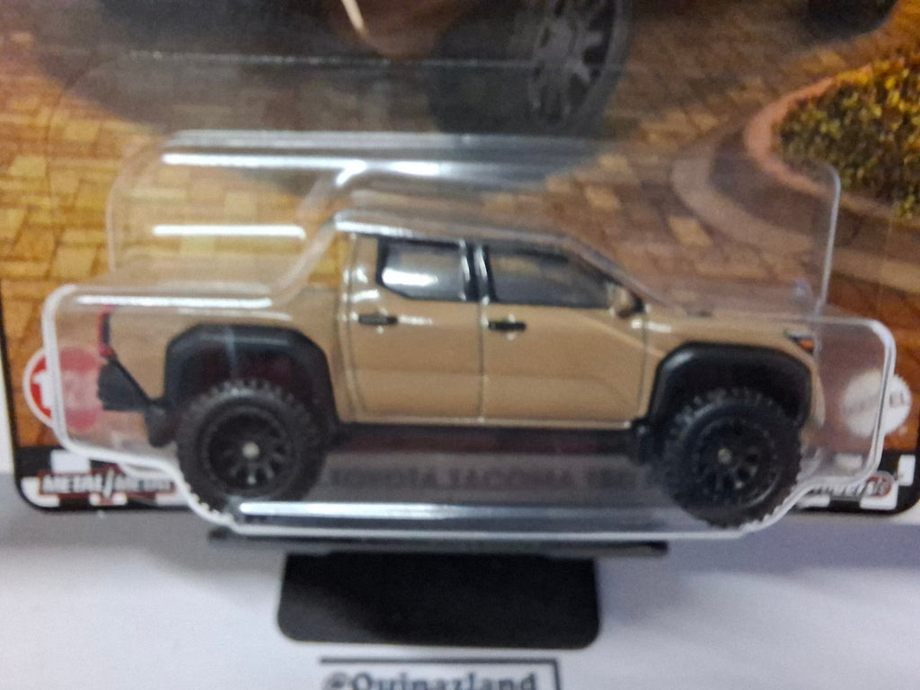 Hot Wheels Set 2025 Boulevard Mix C Toyota Mercedes Ford  Lot de 5 (NG07)