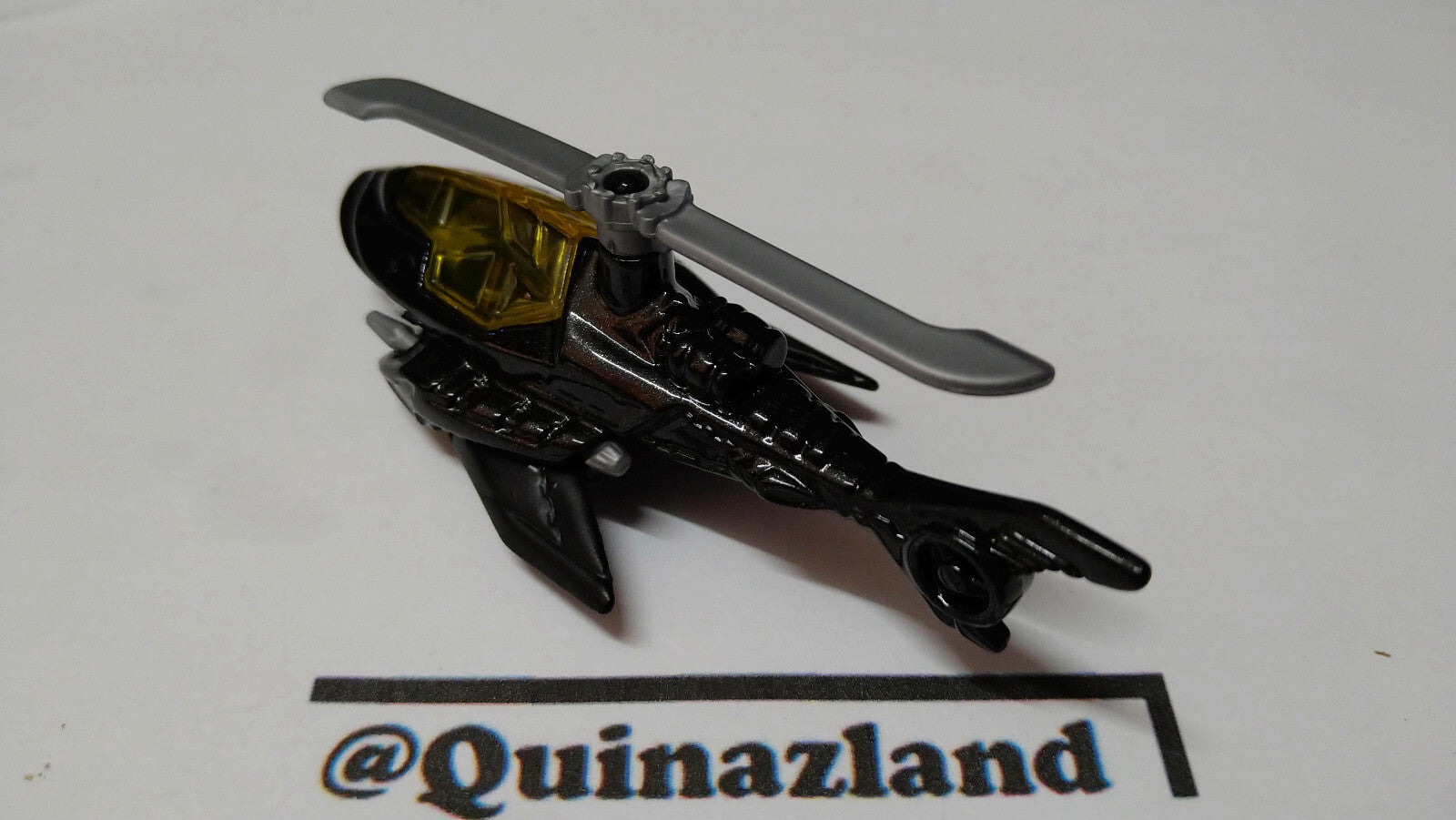 Hot Wheels Batcopter Batman 2015 multipack    (A05)