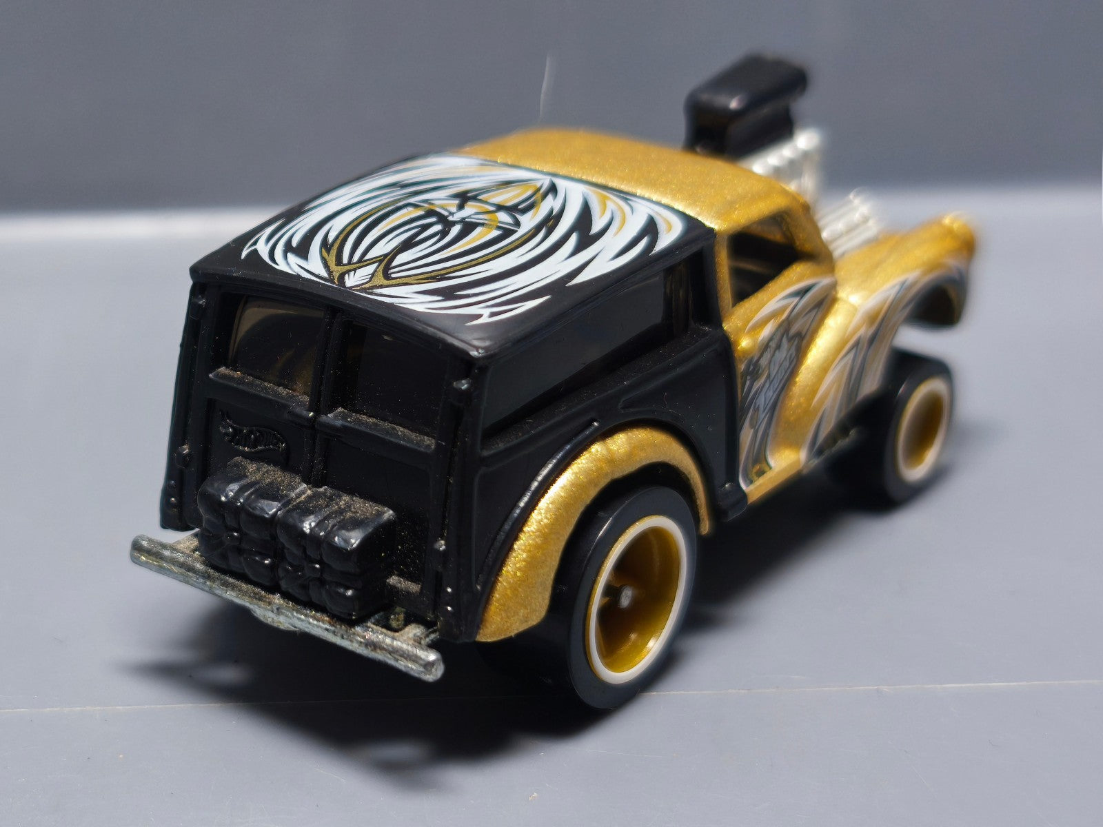 Hot Wheels  Morris wagon version co-mo tampo inversée 2004-118  (A13))