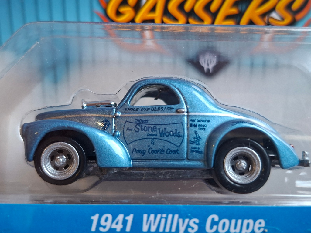 Johnny Lightning Willys Gassers Pack 1941 Willys Coupe 1933 Pickup Gulf (NG61)
