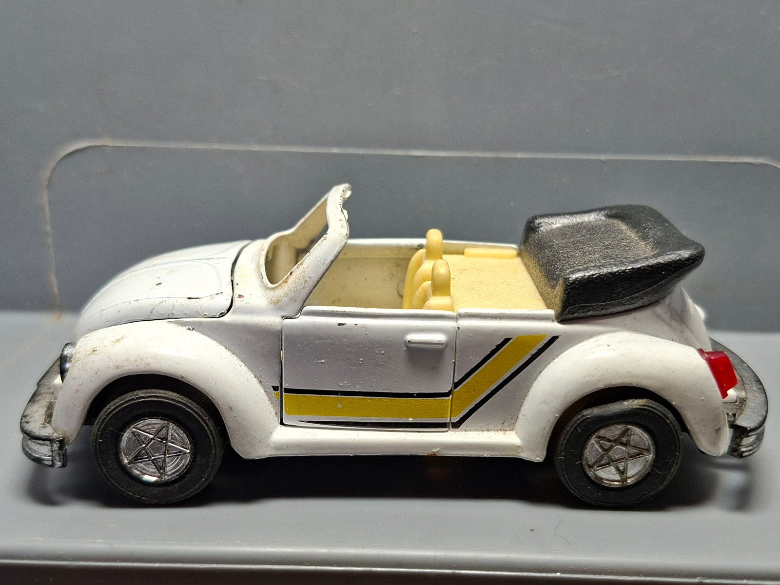 Voiture Volkswagen Beetle  (NP03)