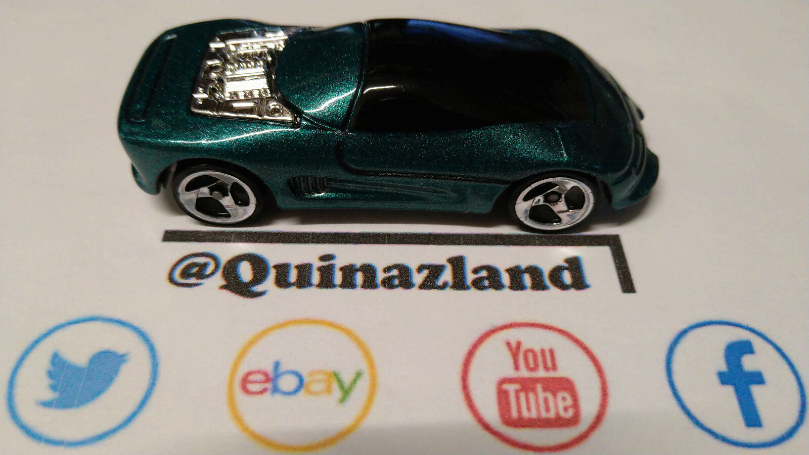 Hot Wheels Buick Wildcat version moteur chrome  1997-597  (A29)