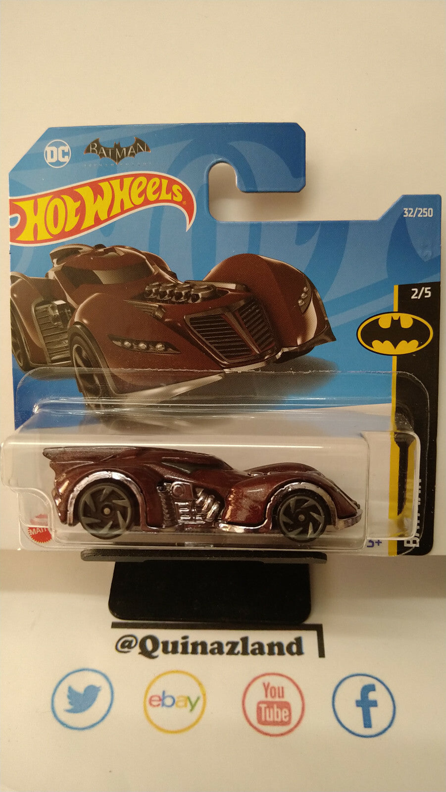 Hot Wheels Batmobile   2022-032 (NP38)