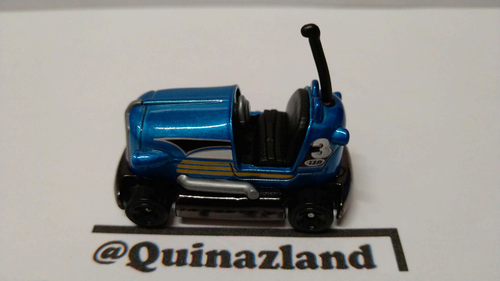 Hot Wheels Bump around 2013-145  (A12)