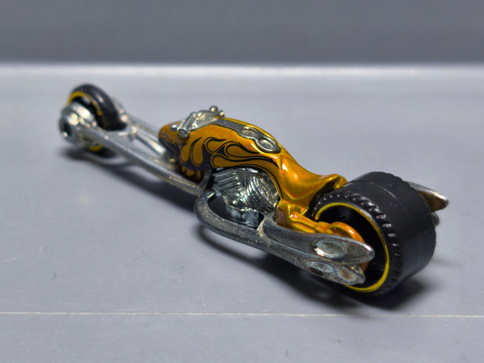Hot Wheels Hammer Sled 2006-020 dorée (A04)