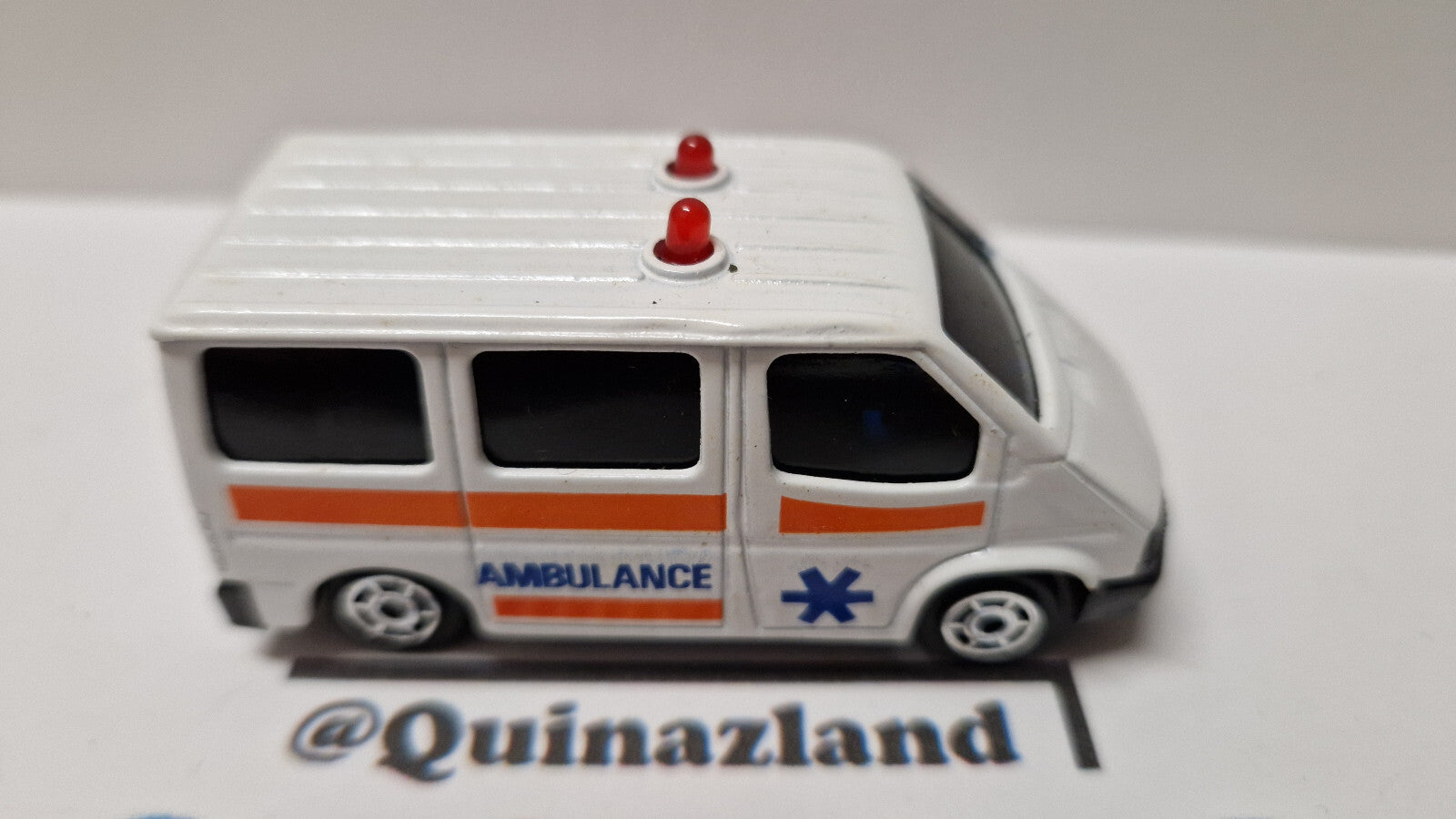 Majorette 1989 Sonic flashers Ford transit ambulance ⚠️ le système sonic   (A24)