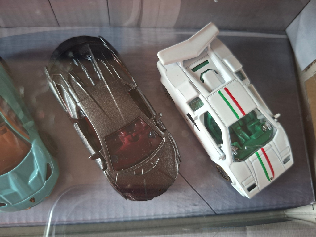 Majorette Ride  Cool Lamborghini Countach Centenario Urus Sian fkp (ET)