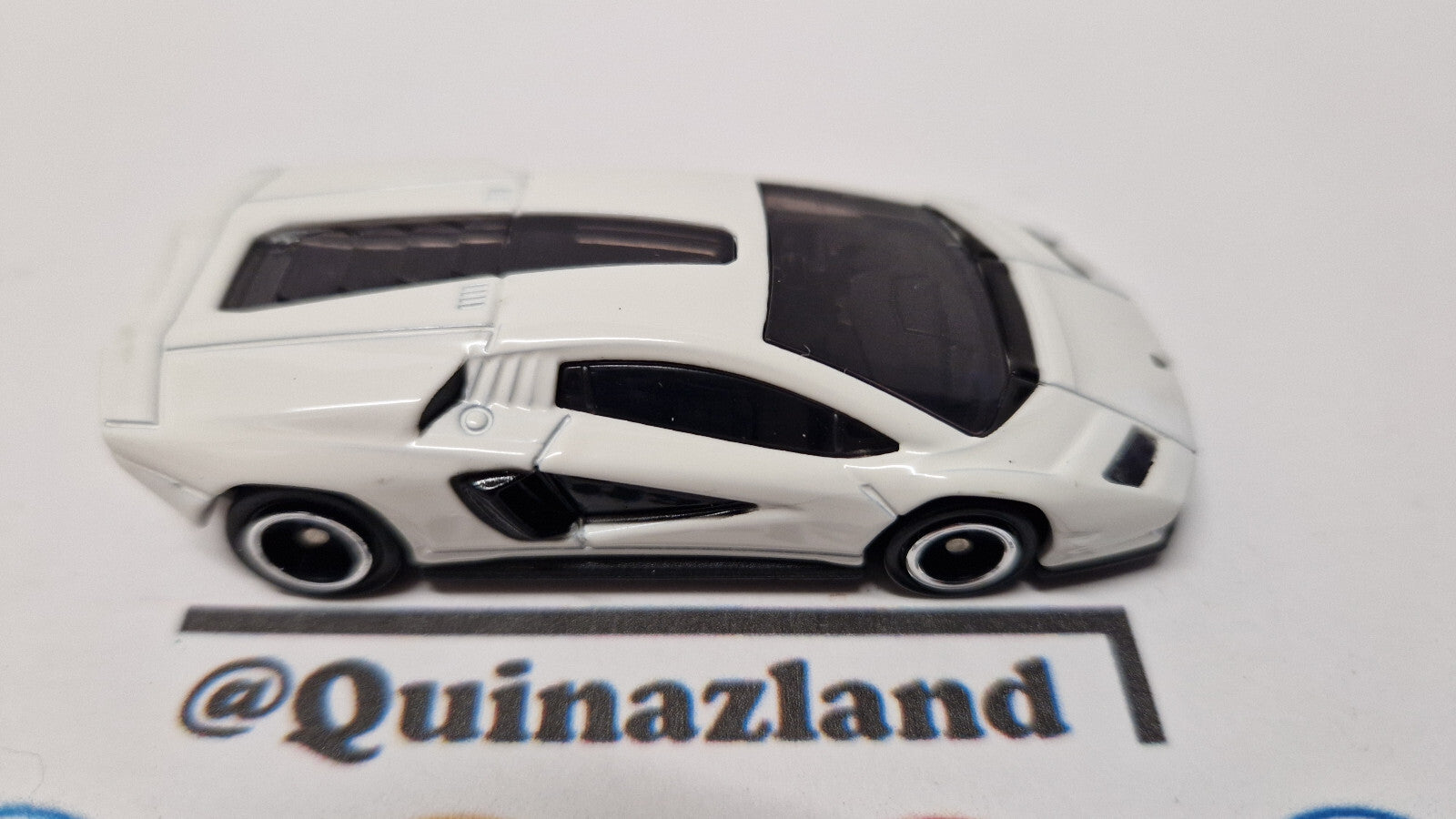 Tomica 2022 regular Lamborghini countach LPI 800-4 1/64 (CP06)