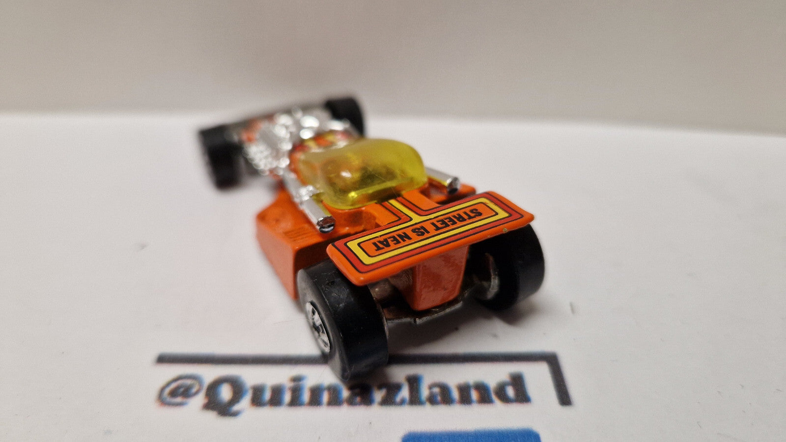 Hot Wheels 1982 Hong Kong  Land lord   (A28)