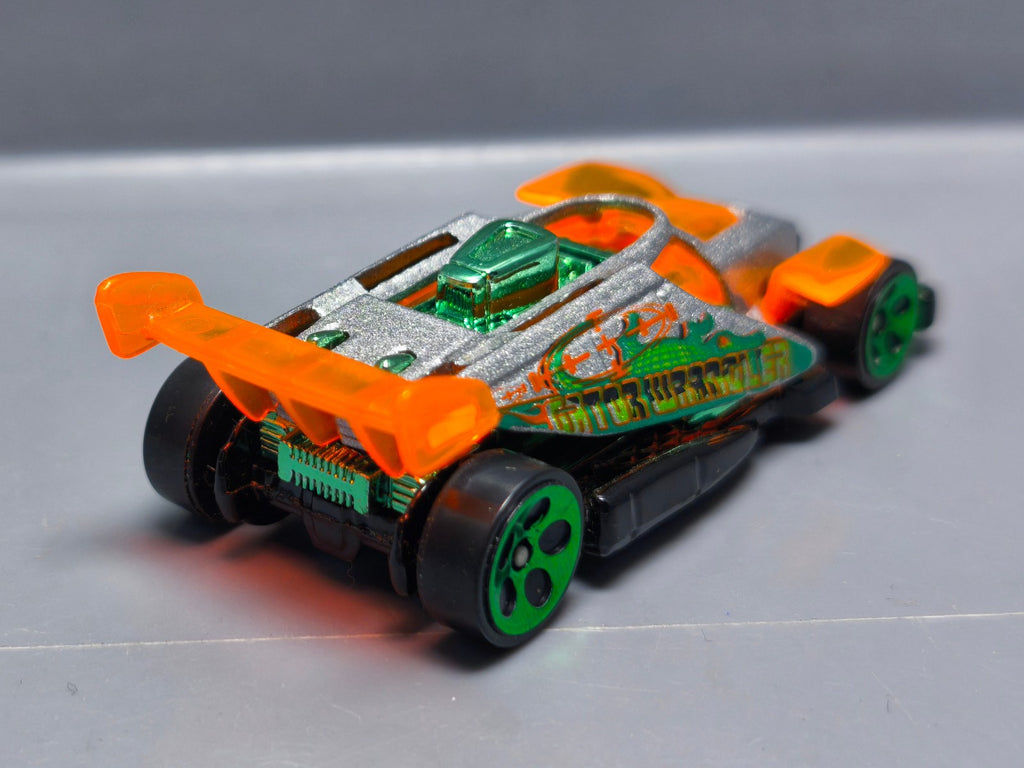 Hot Wheels Buzz off version 5dot 2004 multipack    (A38)