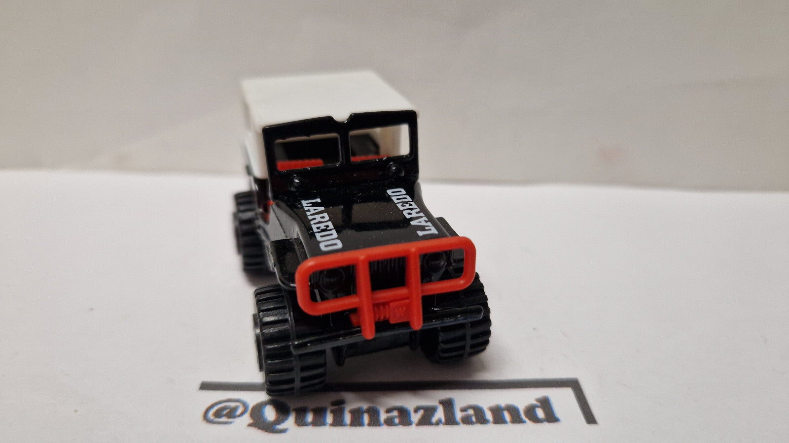 Matchbox 1987 mainline  Jeep 4X4  laredo  (A27)