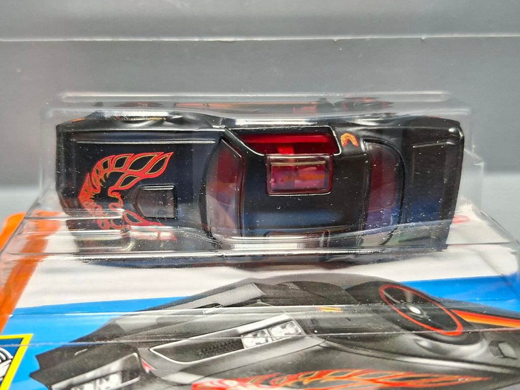 Hot Wheels  77 Pontiac Firebird T/A 2024-206 (NP01)