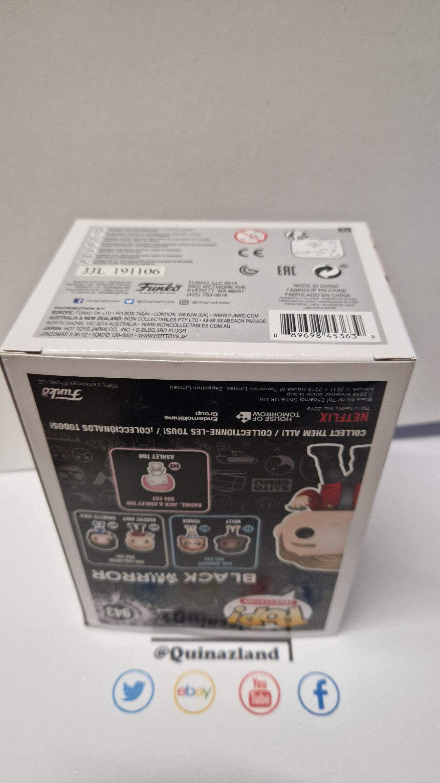 Funko Pop! BLACK MIRROR 943 Robert Daly damaged box  (F7)
