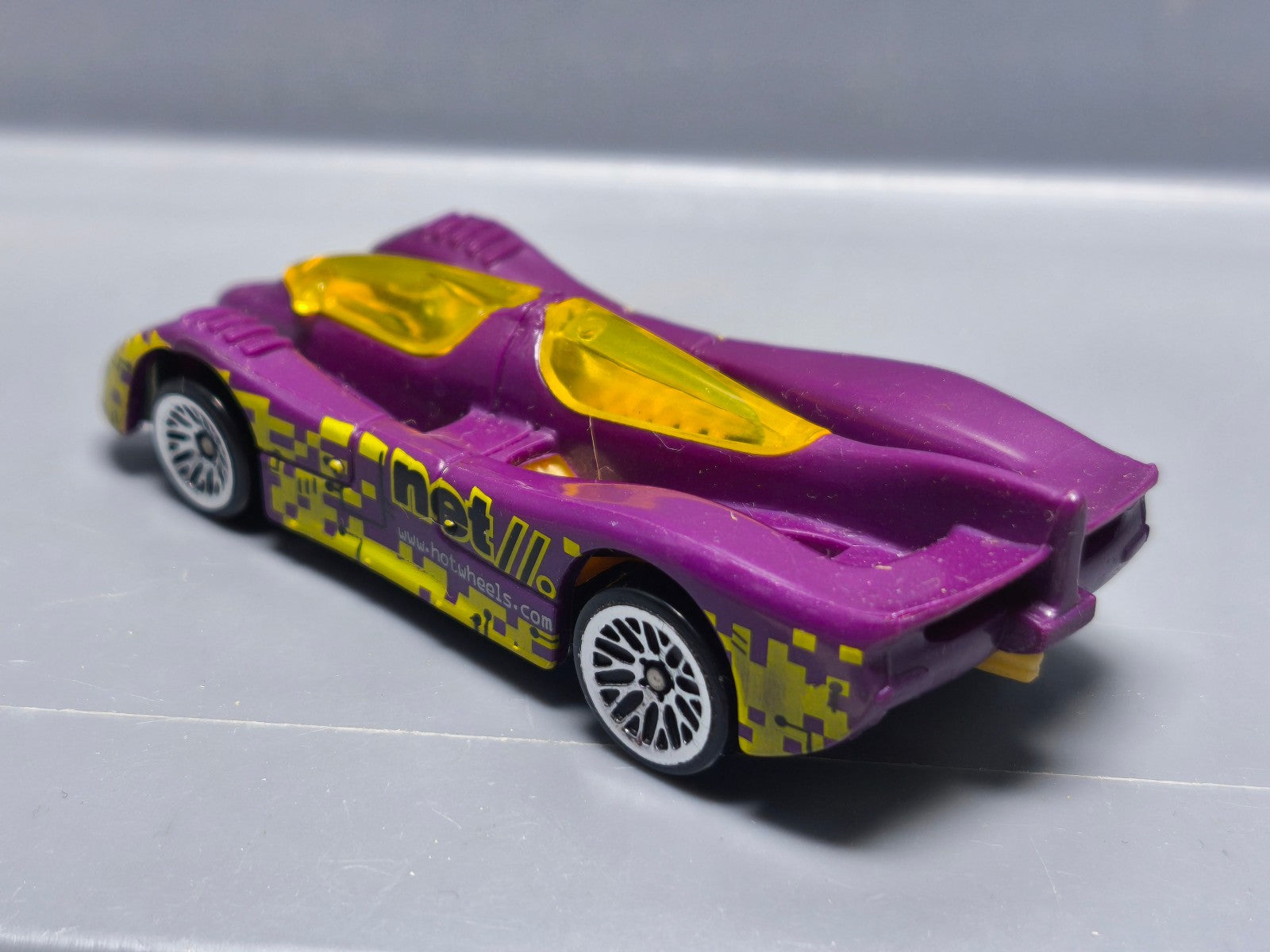 Hot Wheels Power pistons version lw 1998-690 (A02)