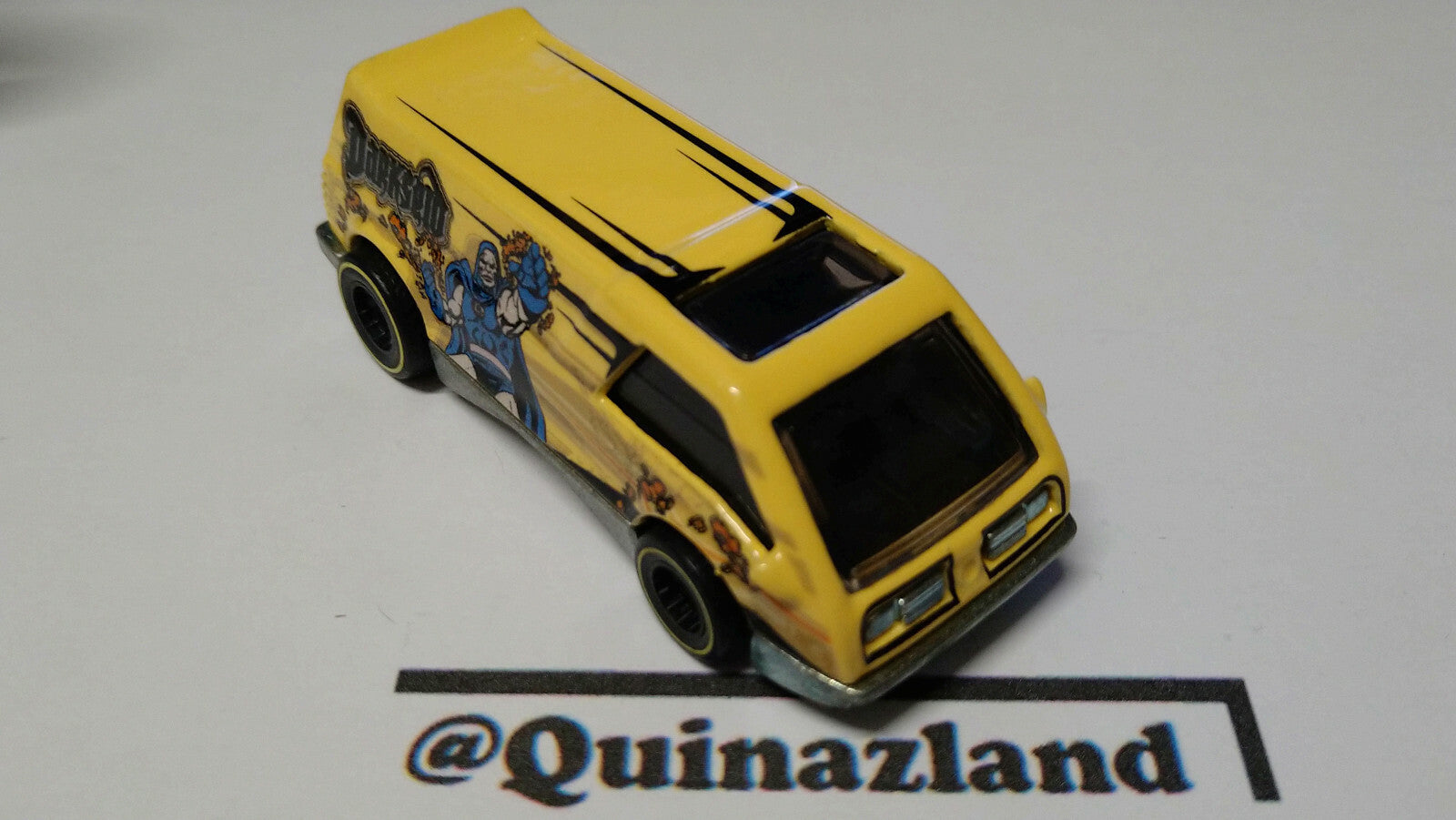 Hot Wheels Dream Van XGW 2012    (A29)