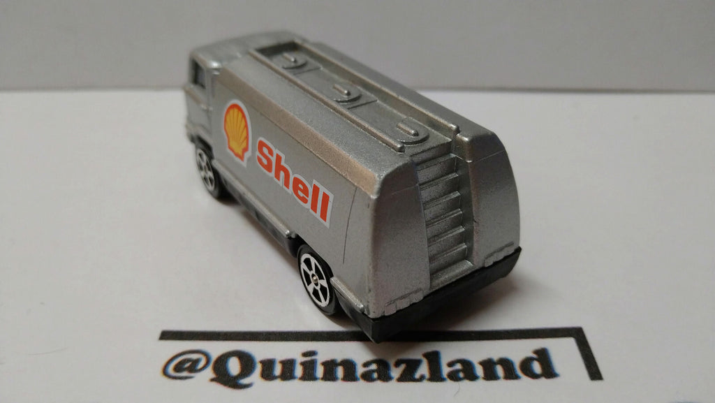 Corgi juniors  Petrol tanker  (A13)