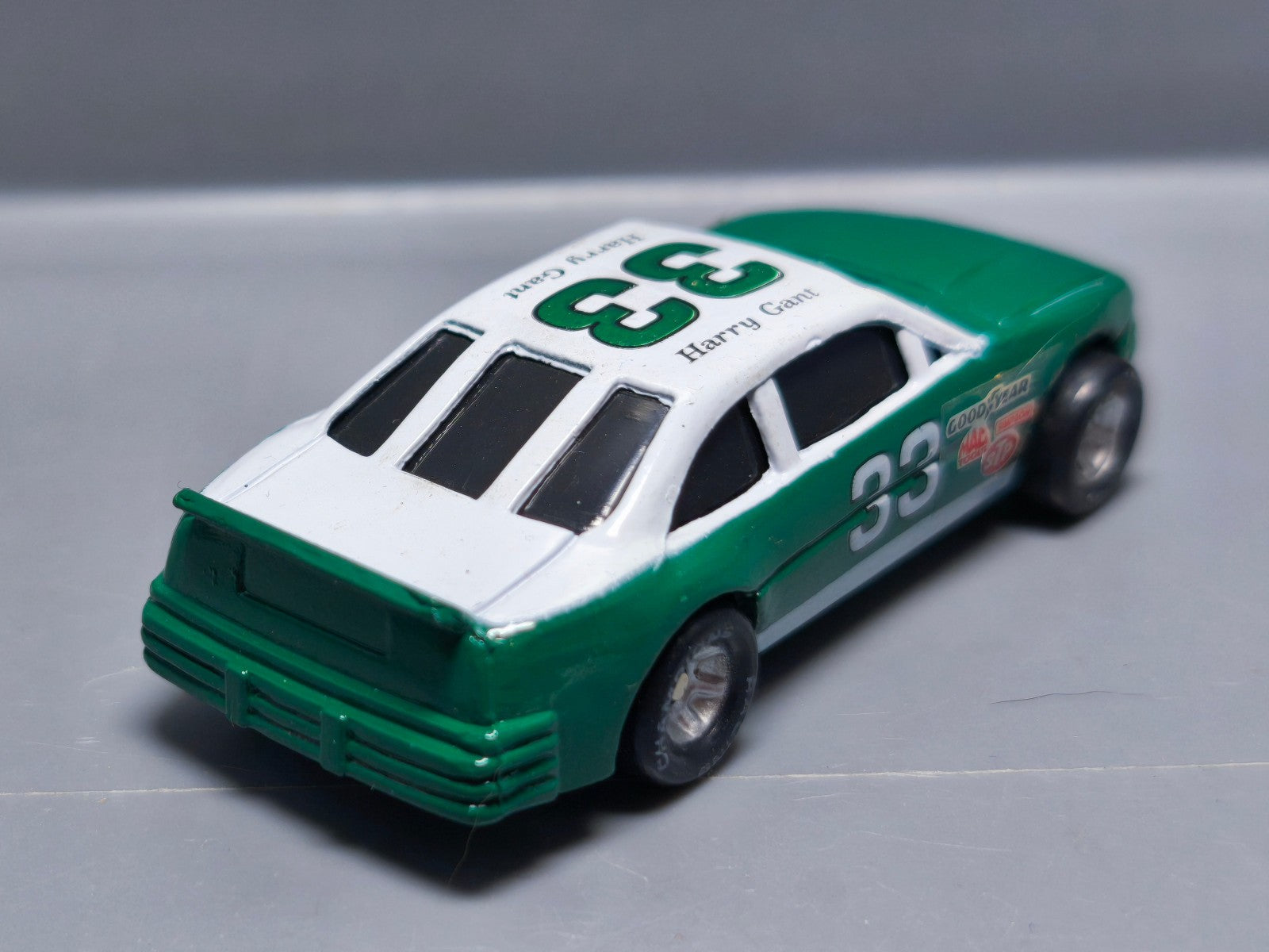 Racing champions  stock car Chevrolet lumina harry gant (A08)